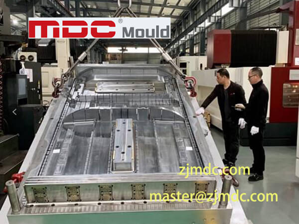 automotive air conditioner cover mould